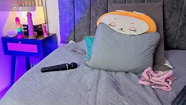 Ema_Stone65 – Naživo XXX chat