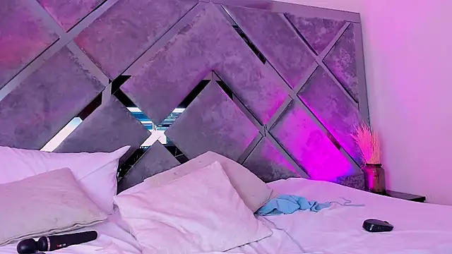 luciagray1 라이브 XXX 채팅