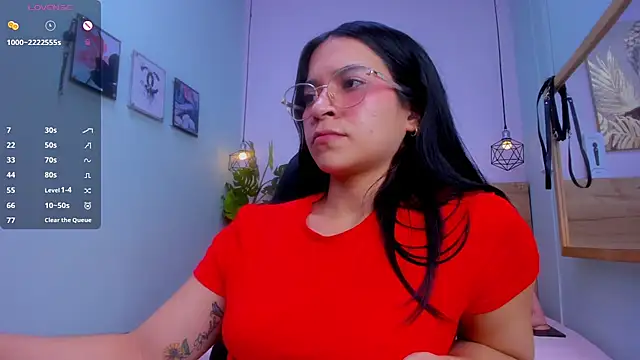 lalytulu99's Live XXX Chat