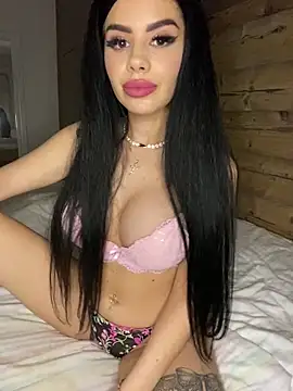 Chat +18 de Ameliablack_1 ao vivo