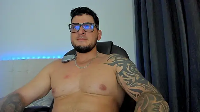 Teilor_Creed Adlı Modelin Canlı XXX Sohbeti