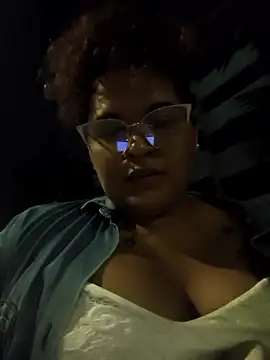 AdinaSkaly live XXX chat