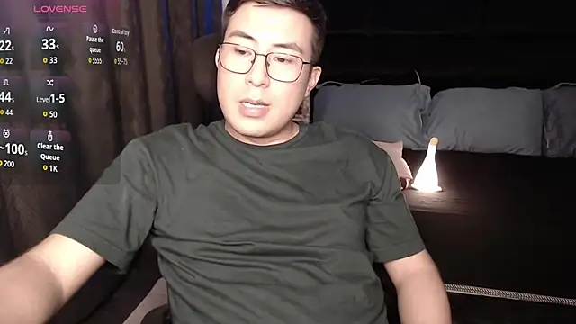 andrewmhilton_ 网络视讯表演