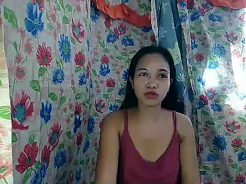 PinaySkinnyGirl live XXX chat