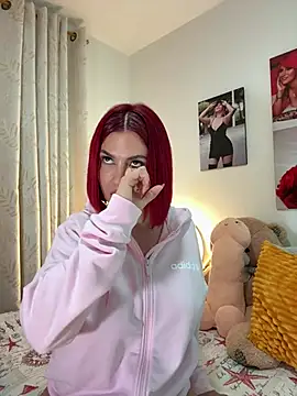 zafiro_mo0n 即時 XXX 聊天