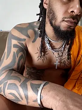 TooGoodConway23 即時 XXX 聊天