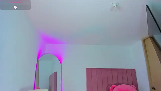 Janettcruz: онлайн-секс-чат