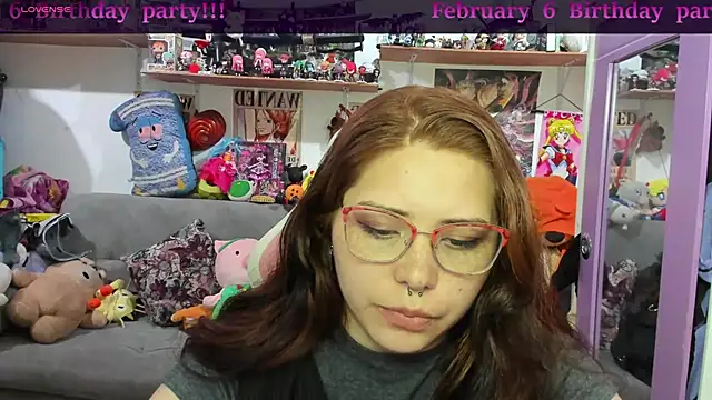 soficammy: онлайн-секс-чат