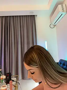 IsabellaEtthan Webcam Show