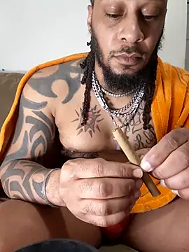 TooGoodConway23's Live XXX Chat