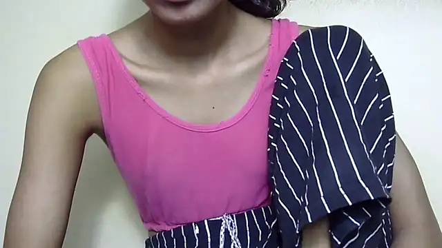 Chat XXX en directo de Anu_tiny