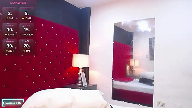 Logan_Woods 现场XXX聊天