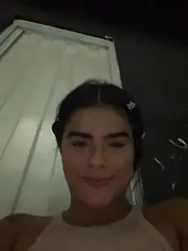 Chatroom XXX en direct de Kaily_Sweet16