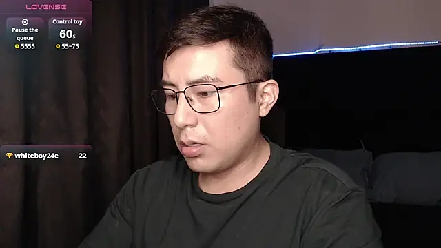 andrewmhilton_ – Naživo XXX chat