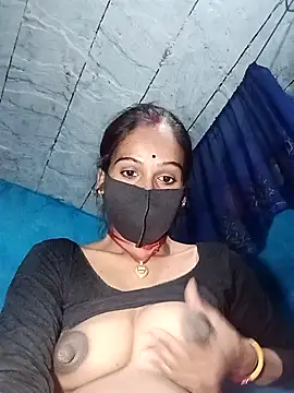 Nandani-758's Webcam Show