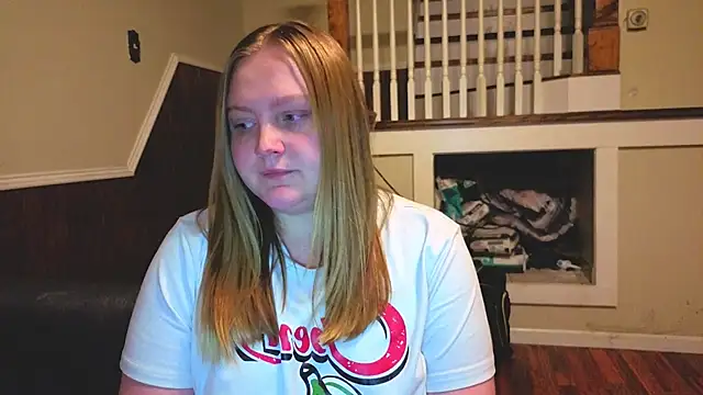 PhatAssBlond's Webcam Show