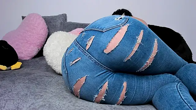 lilielou_: απευθείας συνομιλία ΧΧΧ