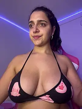 Chat +18 de Alice777_ ao vivo