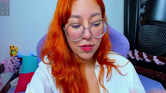 _Moon_Johnson Adlı Modelin Canlı XXX Sohbeti