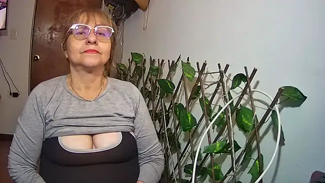 nicoltatiana_のライブXXXチャット