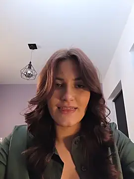 MiaRides19 Live XXX-Chat