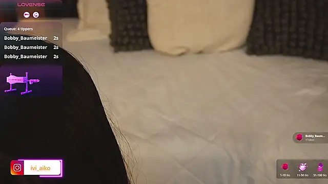 Chat +18 de Ivi_Aiko ao vivo