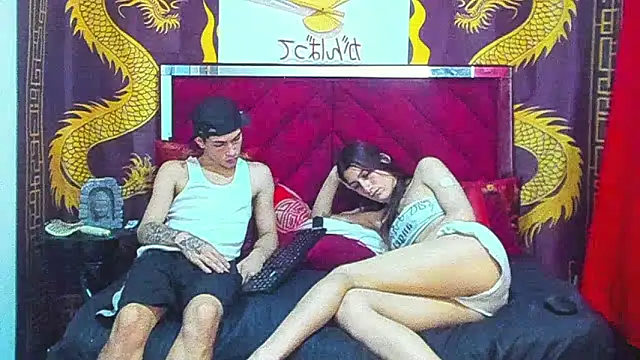 Pride_couple's Webcam Show