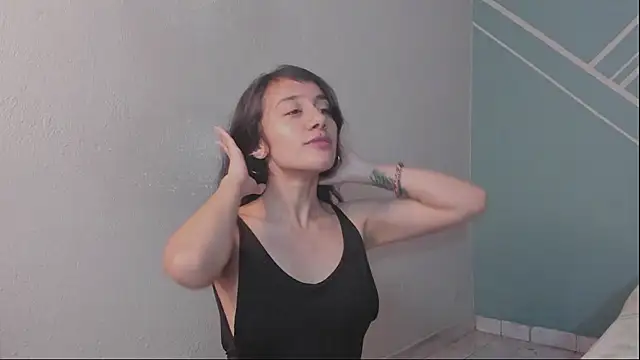 Chat XXX en directo de Lucy-Bluesea