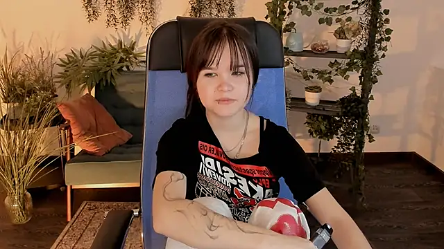 Elainebeness – Naživo XXX chat