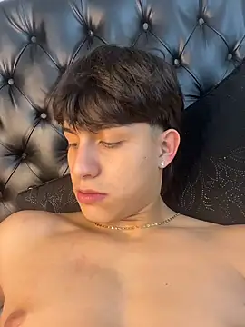 Онлайн чат XXX Lander_Cruz