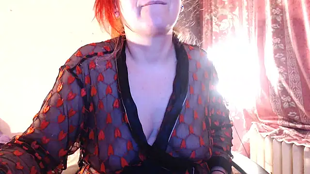 NymphoQueenn Show in webcam