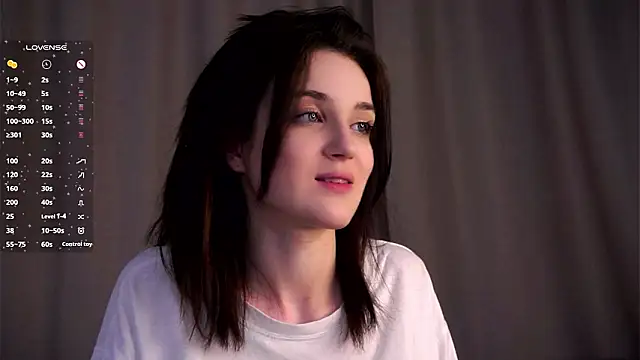 EffieHenri 现场XXX聊天