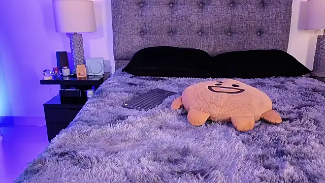 mandi4pole_ Adlı Modelin Canlı XXX Sohbeti