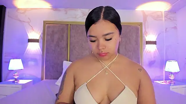 แชท XXX สดของ MarianaGarciaa__