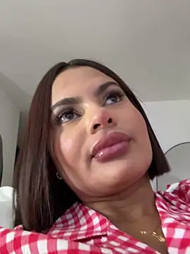 Irina_VelvettのライブXXXチャット