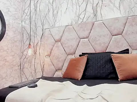 Naughty_Trans_'s Live XXX Chat