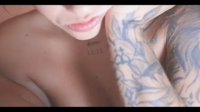 LorenRosse's Webcam Show