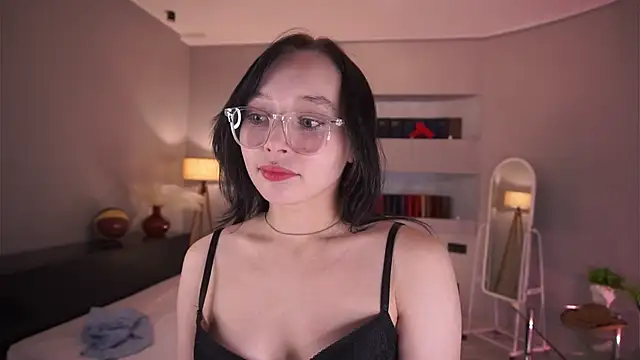 HannaHayles 即時 XXX 聊天