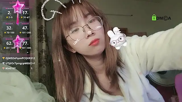 Lili_666 即時 XXX 聊天