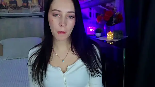 MonicaSweetx Chat XXX in diretta