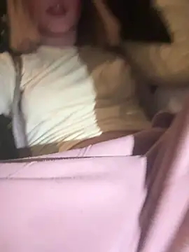 SweetBunnyGF Adlı Modelin Canlı XXX Sohbeti