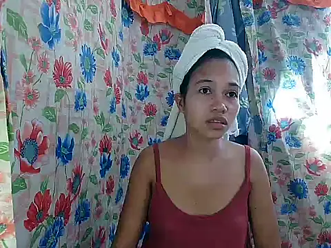 PinaySkinnyGirl Chat XXX live