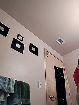 Chatroom XXX en direct de eatmeplease44