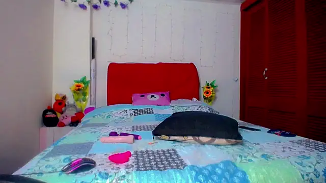 Chatroom XXX en direct de akai_krazna