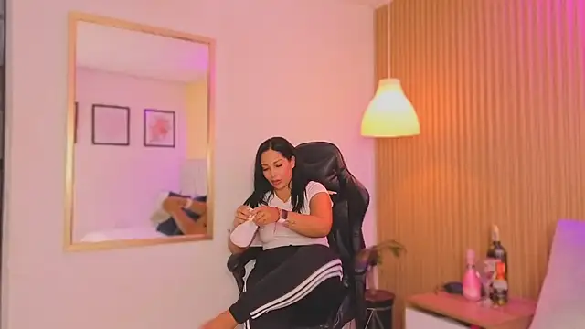 Онлайн чат XXX Dakota_diaz_