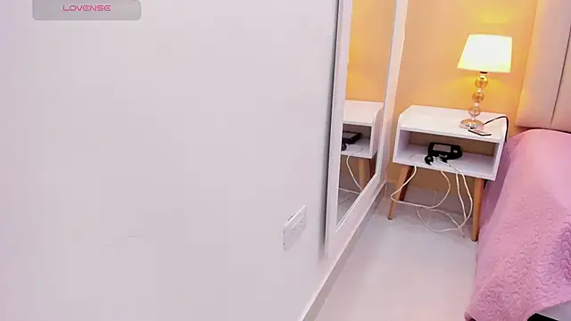 Mia_thompson_19 Live XXX-chat