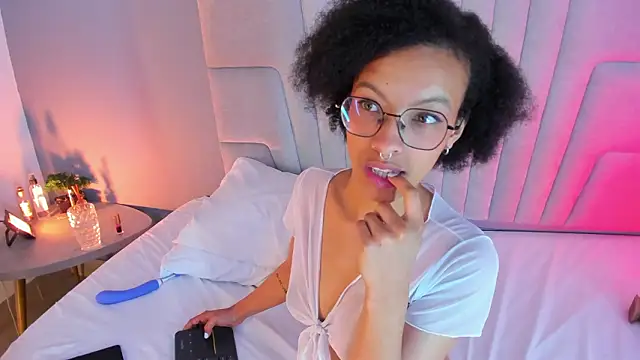 sophie_rojas Chat XXX live