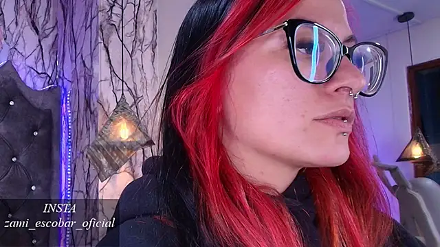 Zami_Escobar_of Live XXX Chat