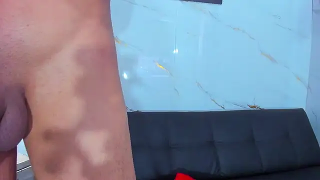 Show Webcam de Little_nicoll