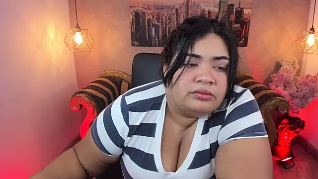 Chat +18 de Sara_clk ao vivo